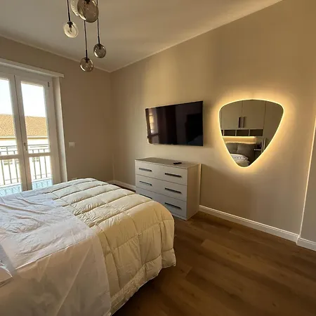 Apartment Eleganza Metropolitana - Nel Cuore Del Quartiere San Paolo *